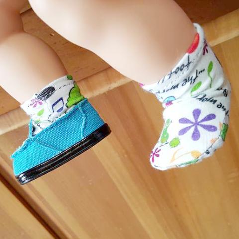 Poppy Swirl Doll Socks